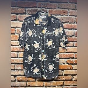 Ezekiel Large short sleeve button down